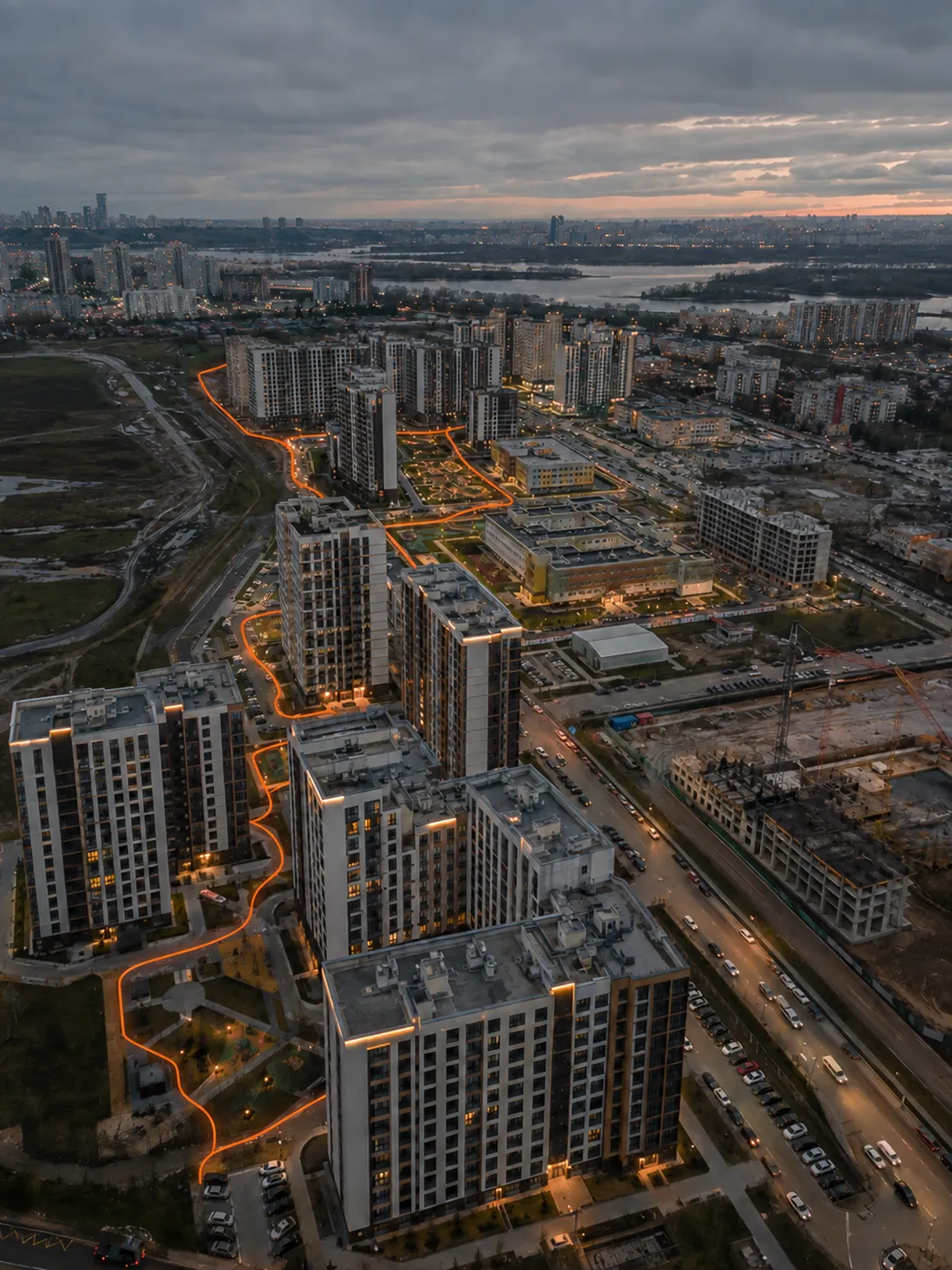 Городская застройка с объектами недвижимости